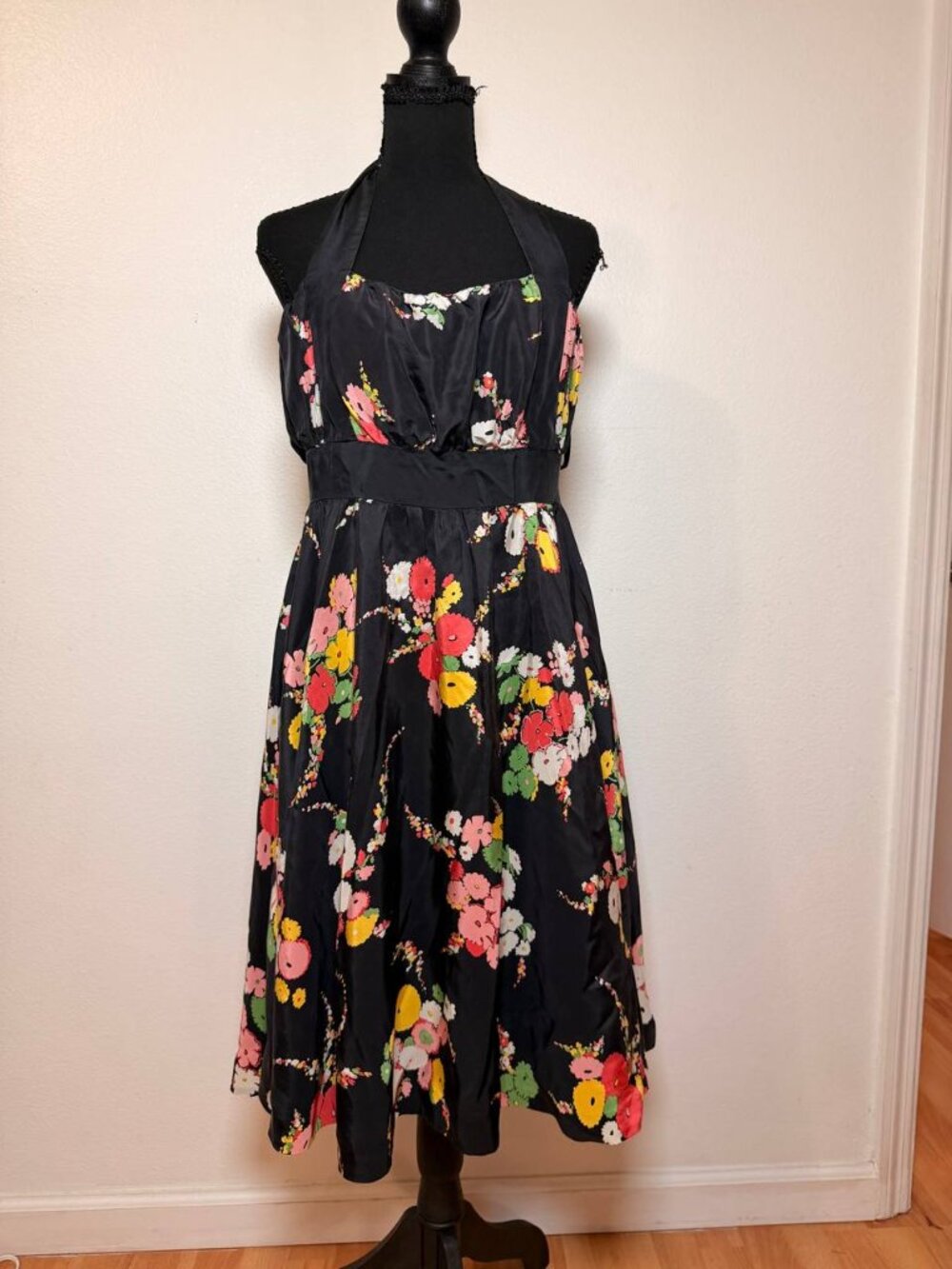 Moulinette Soeurs Anthropologie Silk Floral Halter Dress Retro 50s Pin-Up Romant